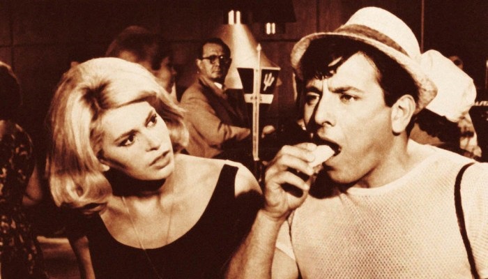 16 ετών, στην ταινία-θρύλο: Η ξανθιά πρωταγωνίστρια που ήταν πιο «άπιαστη» απ’ τη Λάσκαρη