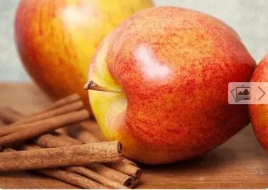 ρόφημα αδυνατίσματος με μήλα και κανέλα βοηθώντας το αυτιστικό παιδί να χάσει βάρος