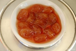 Παραδοσιακή συνταγή για γλυκό του κουταλιού σταφύλι.