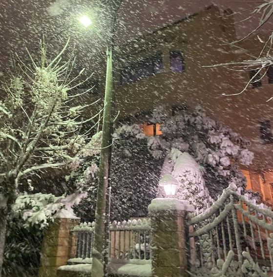 Η βόλτα στα χιόνια της Τατιάνας Στεφανίδου.