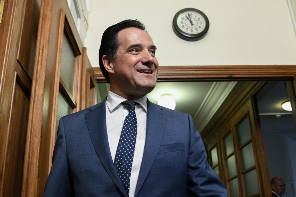 Έκτακτη ανακοίνωση από τον Άδωνη Γεωργιάδη για επιχειρήσεις και εργαζομένους.