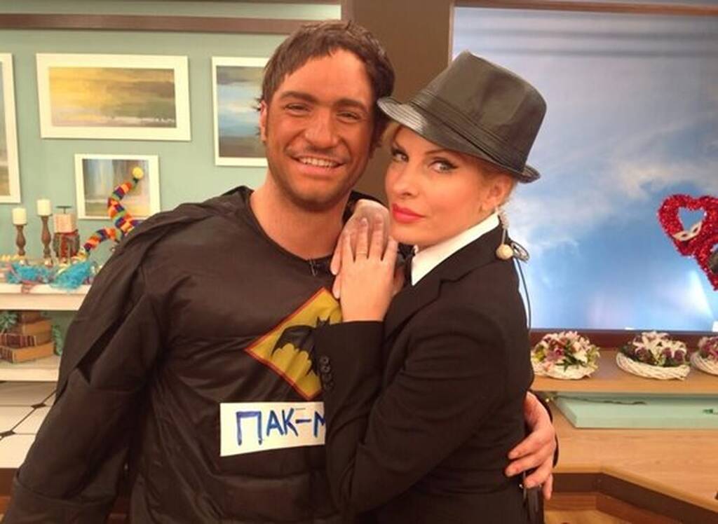 Ποιες οι μοναδικές μεταμφιέσεις της Ελένης Μενεγάκη για τις Απόκριες;