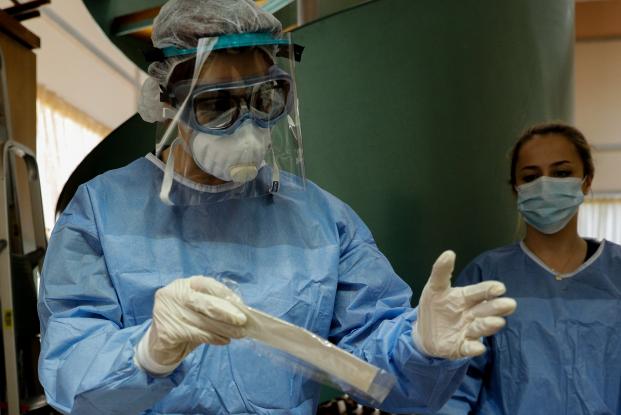 Lockdown: Αλλάζει στρατηγική η κυβέρνηση για την πανδημία.