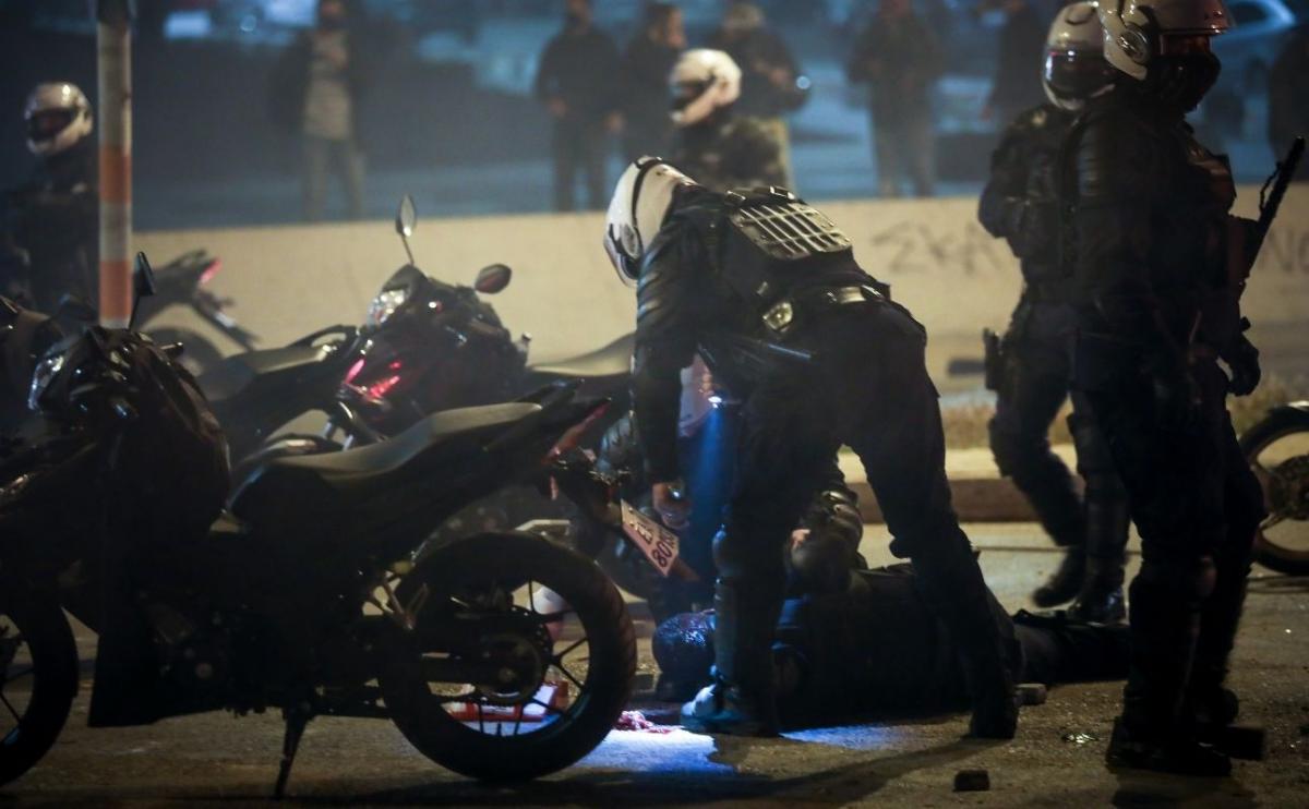 Τραυματίας αστυνομικός