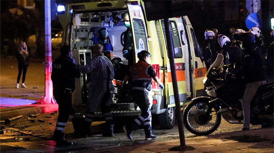 Τραυματίας αστυνομικός στη Νέα Σμύρνη