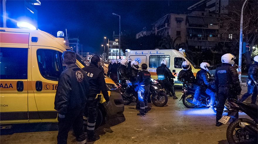 Τραυματίας αστυνομικός στη Νέα Σμύρνη