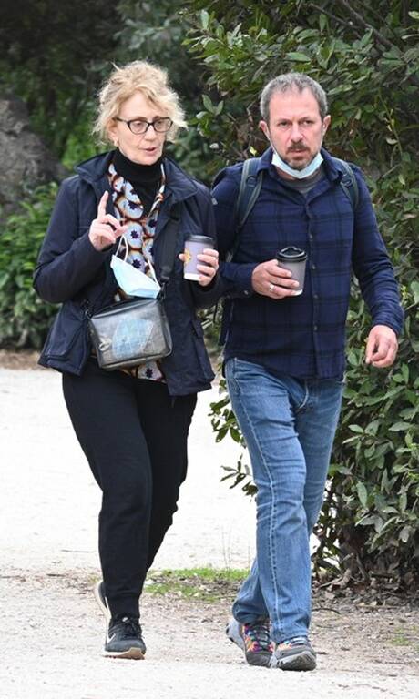 Θέμις Μπαζάκα βόλτα 