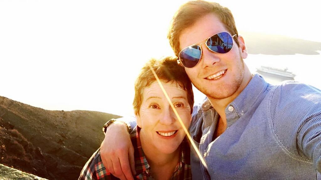 Τζέιμς Καφετζής μητέρα