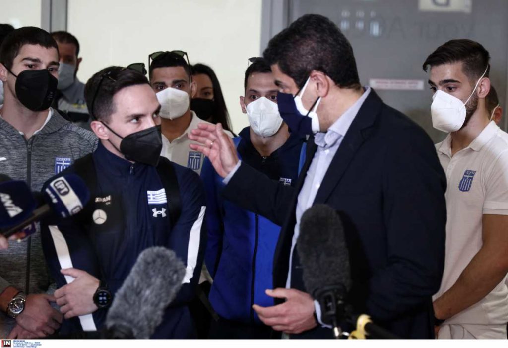 Πετρούνιας