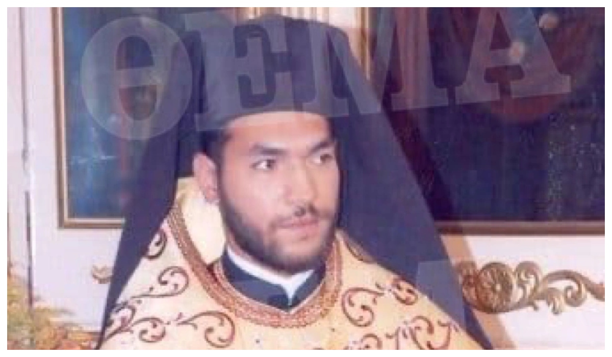 Ο ιερέας που έριξε βιτριόλι στη Μονή Πετράκη 