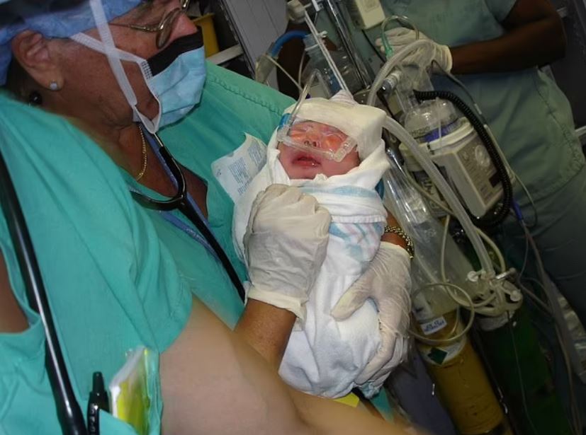 σπάνια πάθηση και χειρουργείου παιδιού