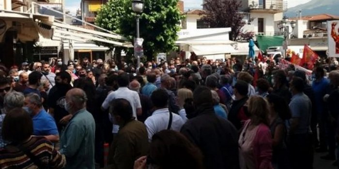 Βουλευτής ΣΥΡΙΖΑ: Έφαγε ξύλο στην πορεία για το εργασιακό νομοσχέδιο.