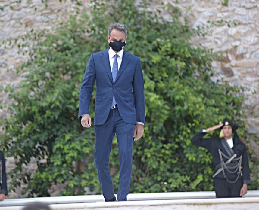 Λαμπερές παρουσίες στο προεδρικό μέγαρο 