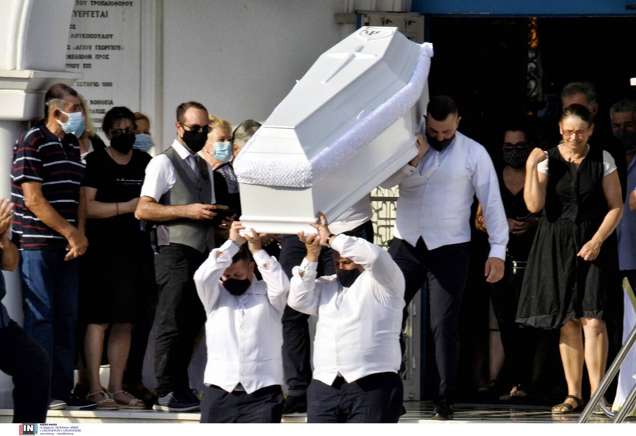 Κηδεία Γαρυφαλλιάς