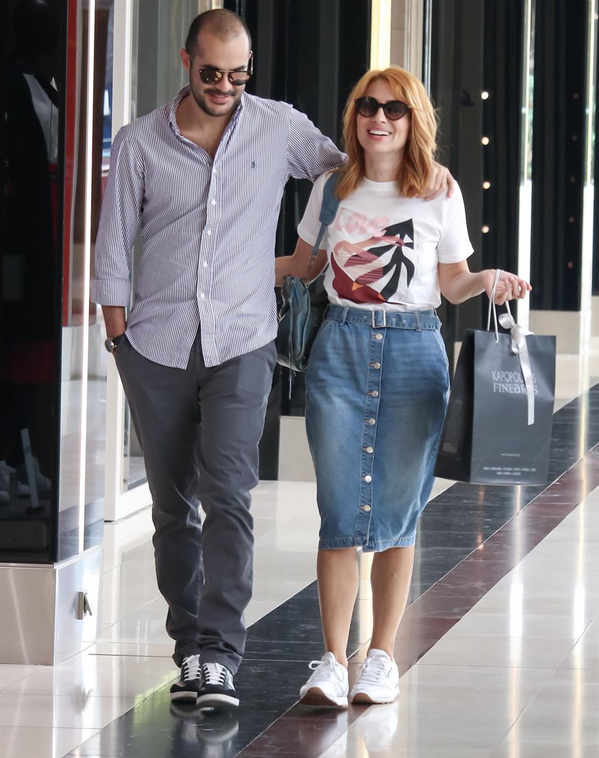 Μαρία Ηλιάκη και Στέλιος Μανουσακης στην Ελλάδα 