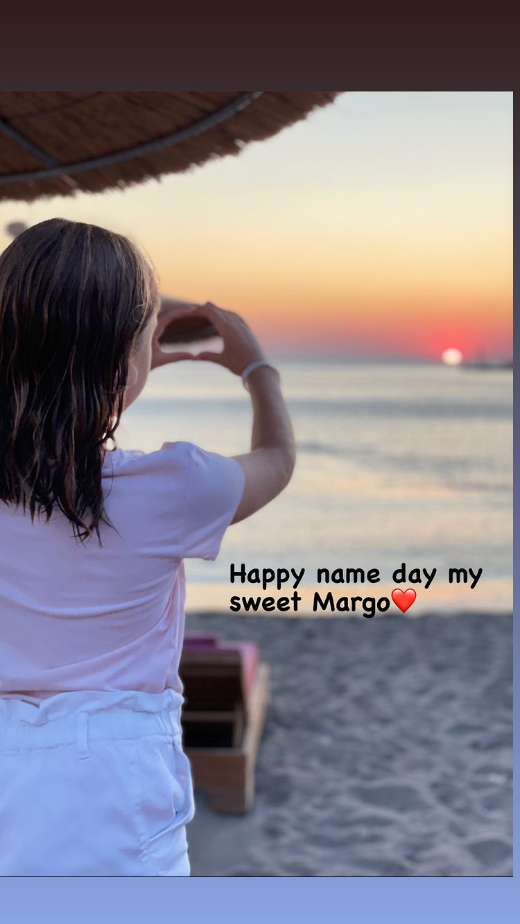 Μαριέττα Χρουσαλά κόρη 