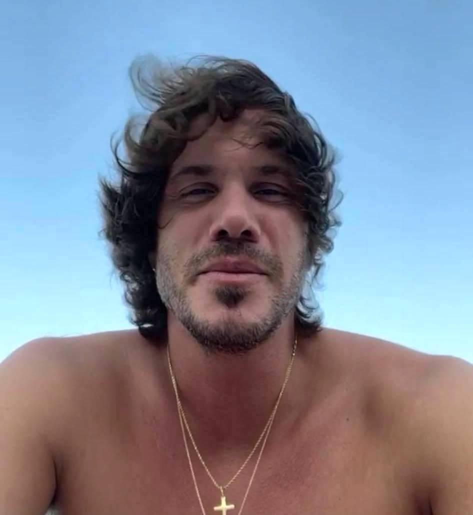 Νίκος Οικονομόπουλος νέα εικόνα 