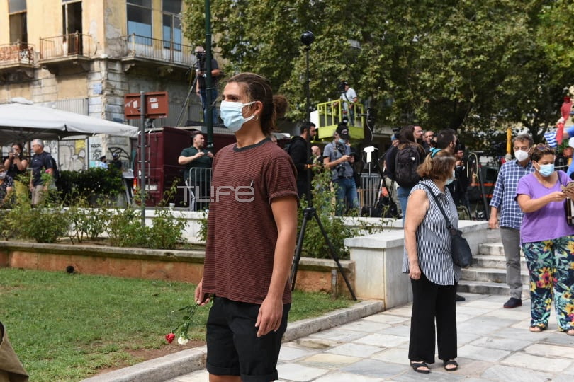 Μίκης Θεοδωράκης