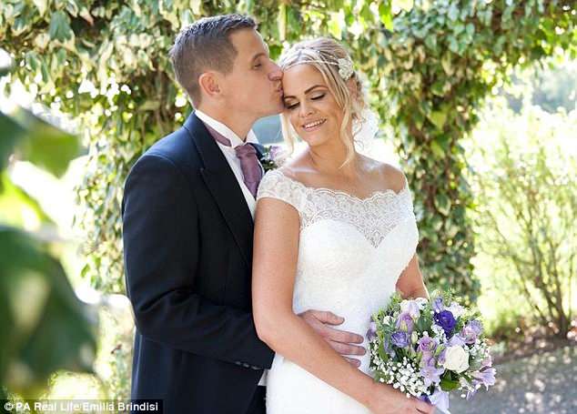 Γυναίκα πέθανε στη γέννα και άφησε πίσω σύζυγο και τρία παιδιά