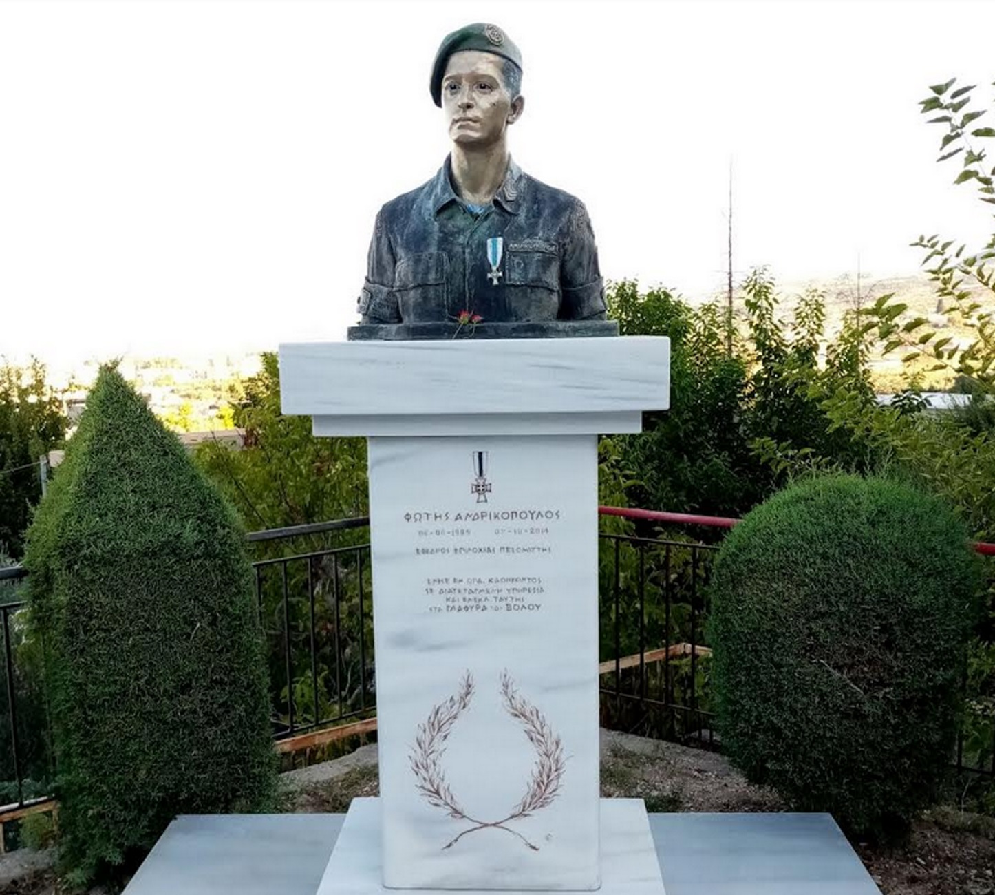 Συγκινούν οι γονείς του πεζοναύτη που σκοτώθηκε σε άσκηση 