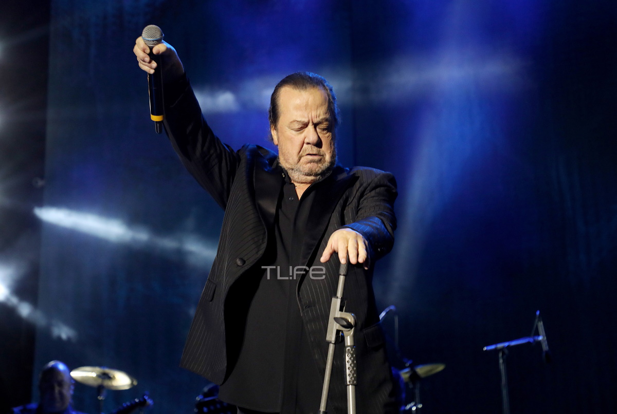 Γιάννης Πάριος