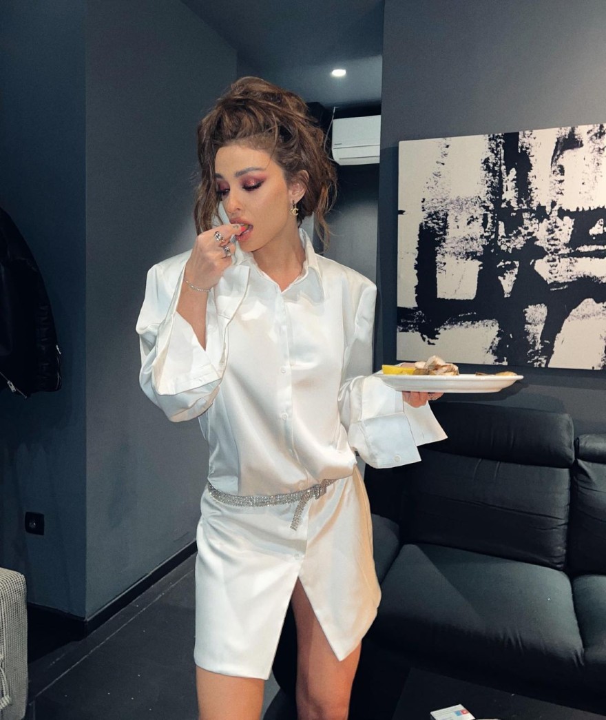 Ελένη Φουρέιρα καλλίγραμμο κορμί 