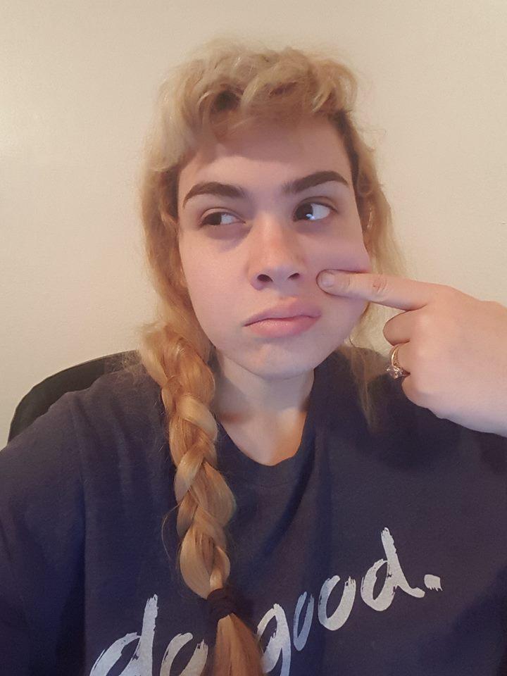 23χρονη κοπέλα ζύγιζε 292 κιλά 