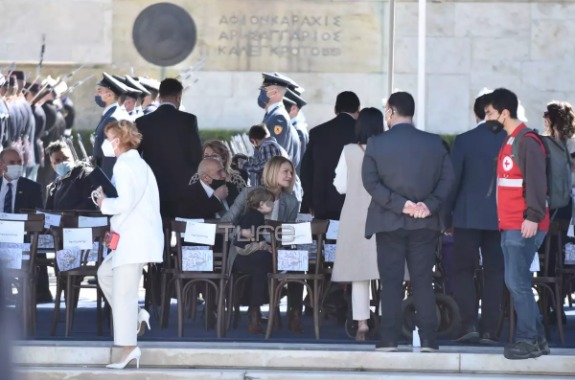 Τζένη Μπαλατσινού – Βασίλης Κικίλιας