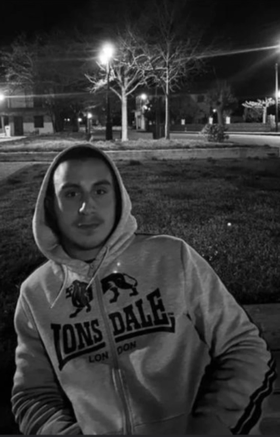 Άλογα ποδοπάτησαν δύο παιδιά 