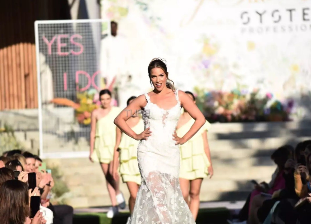 Κατερίνα Στικούδη νυφικό 