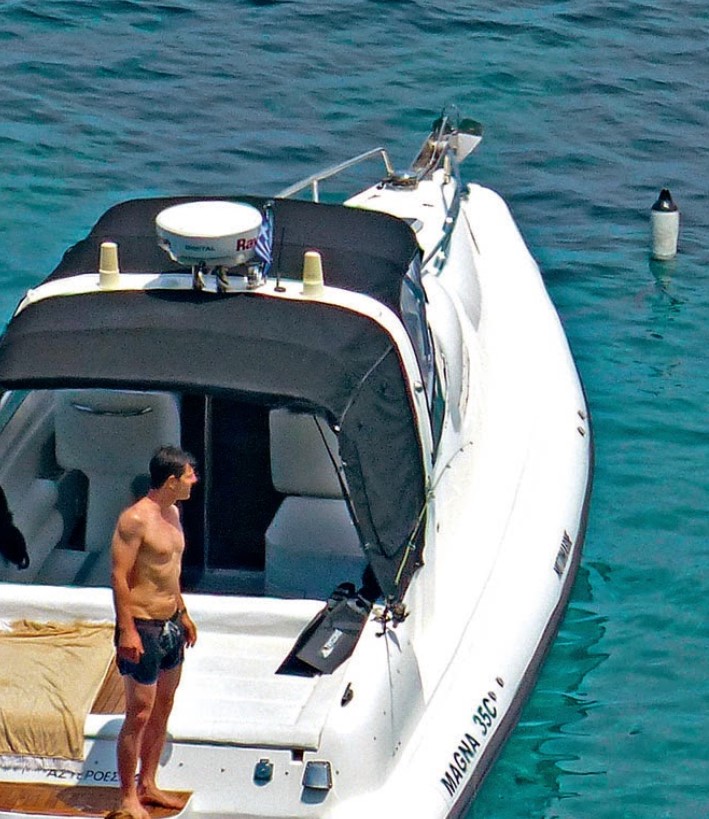 Σάκης Ρουβάς