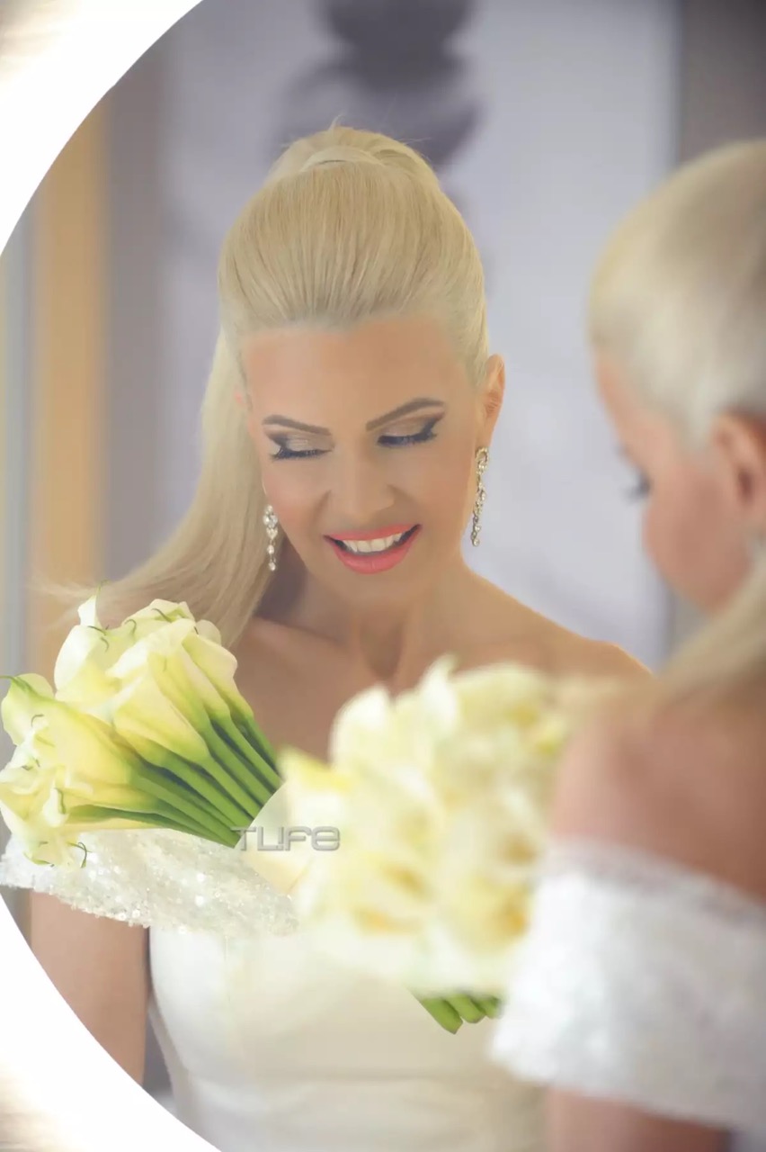 Βίκυ Χαντζή