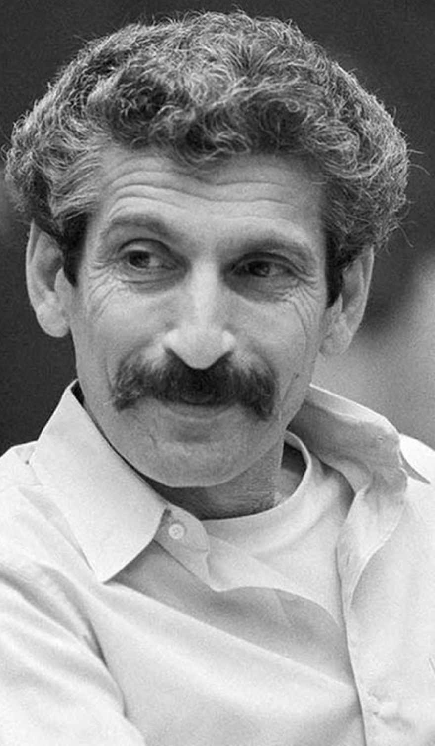 Εγκληματίες με θαυμάστριες στη φυλακή 