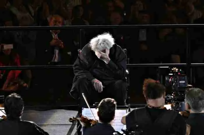 Μίκης Θεοδωράκης Καλλιμάρμαρο 