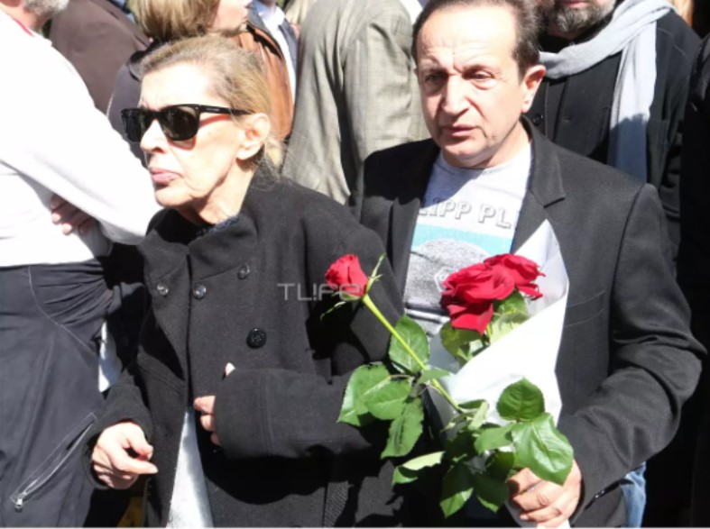 Ντίνα Κώνστα