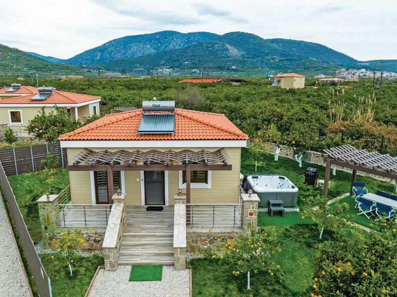 Δέσποινα Βανδή και Βασίλης Μπισμπίκης στην Επίδαυρο 