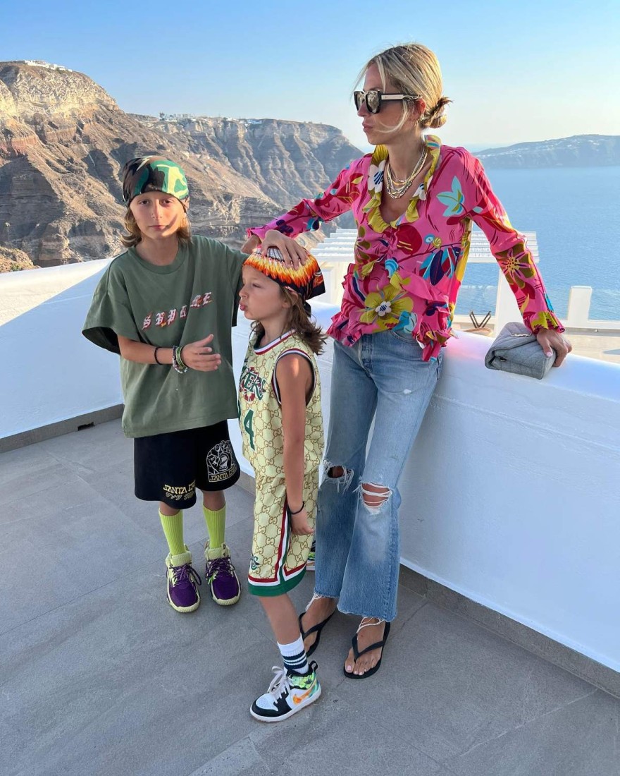 Σοφία Καρβέλα Σαντορίνη 