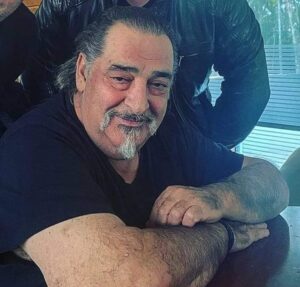 Βασίλης Καρράς