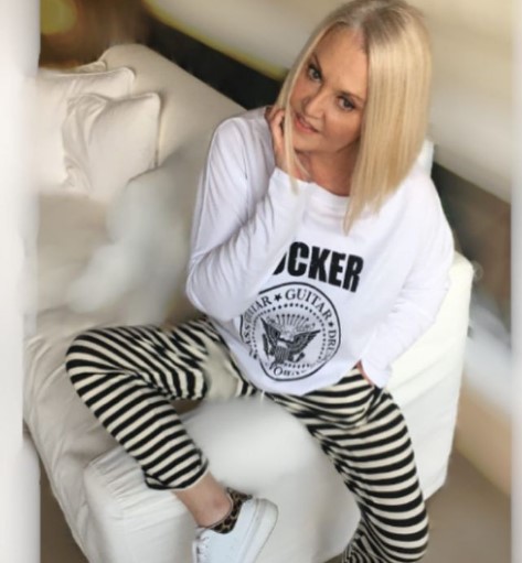 Ρούλα Κορομηλά