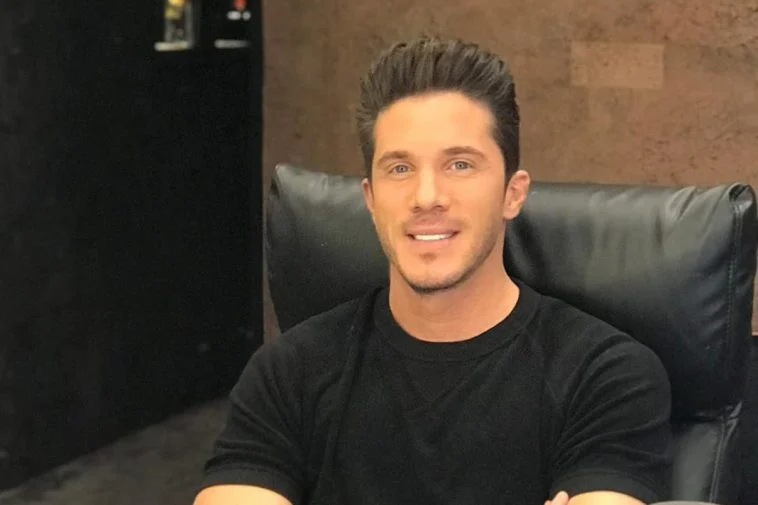 Διάσημοι Έλληνες που δεν τελείωσαν το σχολείο