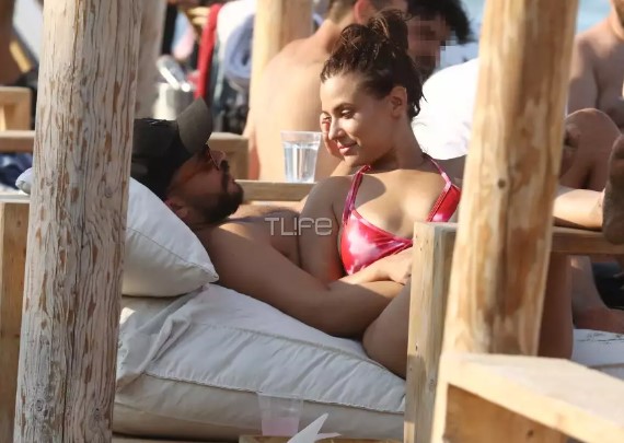 Λάουρα Νάργες Χρήστος Σαντικάι