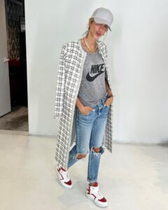 Σοφία Καρβέλα