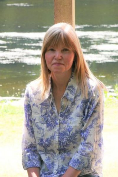 Σπάνια πάθηση οδήγησε γυναίκα σε αναπηρικό αμαξίδιο 