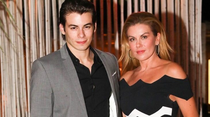 27 ετών έγινε ο Αλέξανδρος Μανωλίδης 