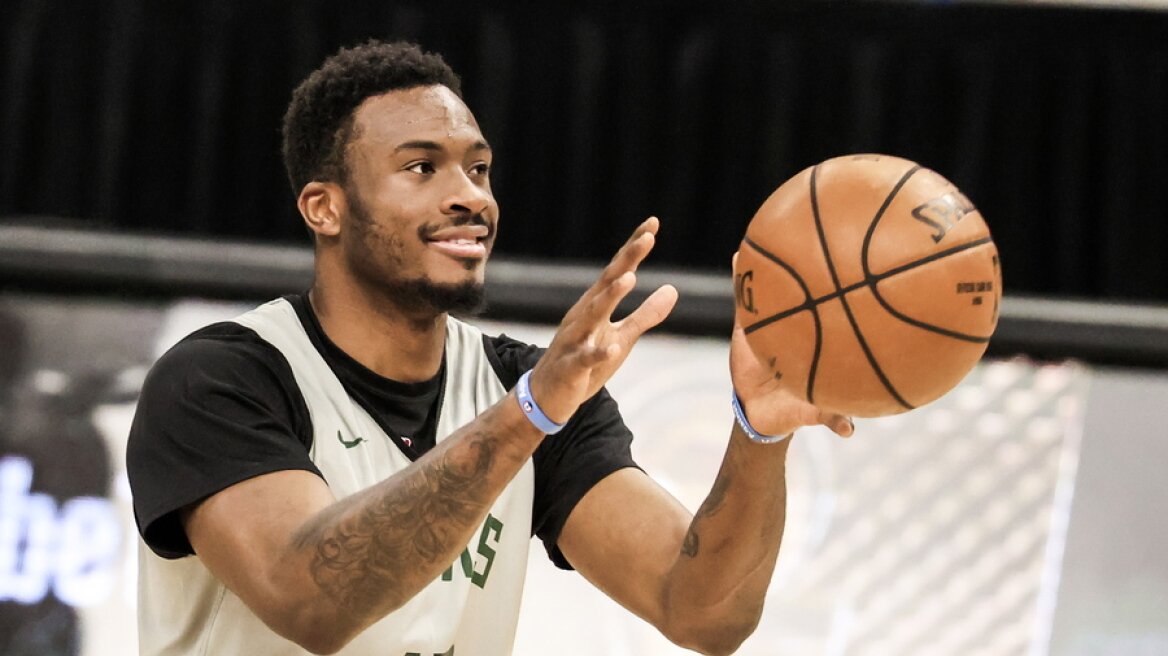 Ο Θανάσης Αντετοκούνμπο νιώθει Έλληνας 