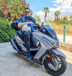 Γιάννης Καλλιάνος