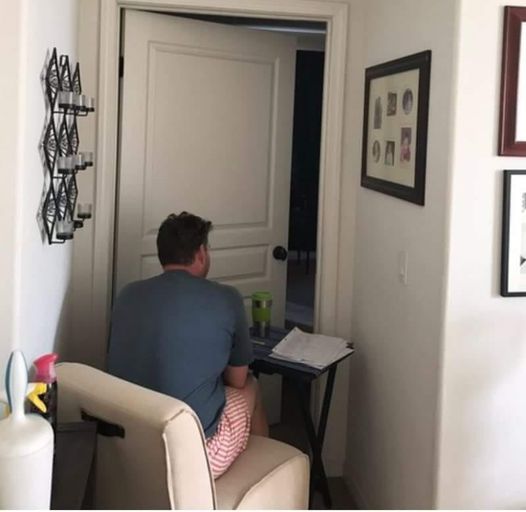 Καρκινοπαθής μητέρα σε απομόνωση και ο άντρας της τής κρατάει συντροφιά 