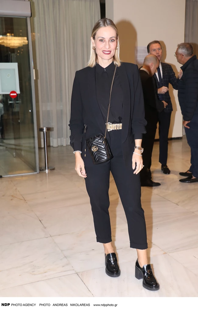 Ελεονώρα Μελέτη ψηλοτάκουνα παπούτσια 