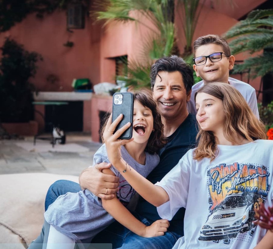 Σάκης Ρουβάς