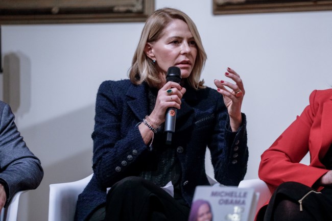 Τζένη Μπαλατσινού σε παρουσίαση βιβλίου 